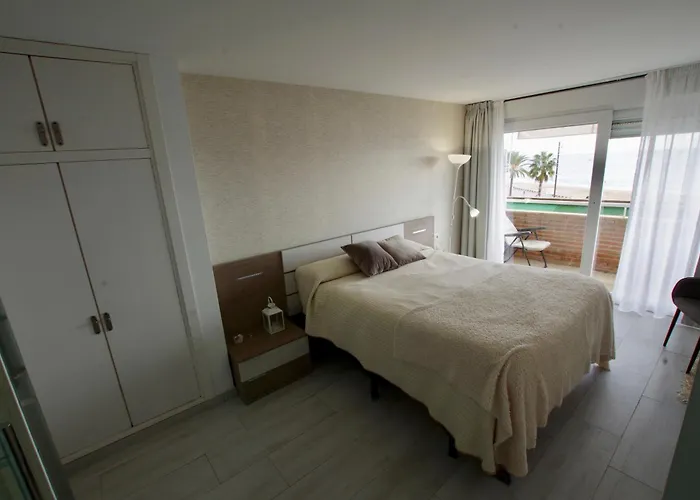 V&v Lloret- Carabella Centro Lloret Con Vistas Mar يوريت دي مار